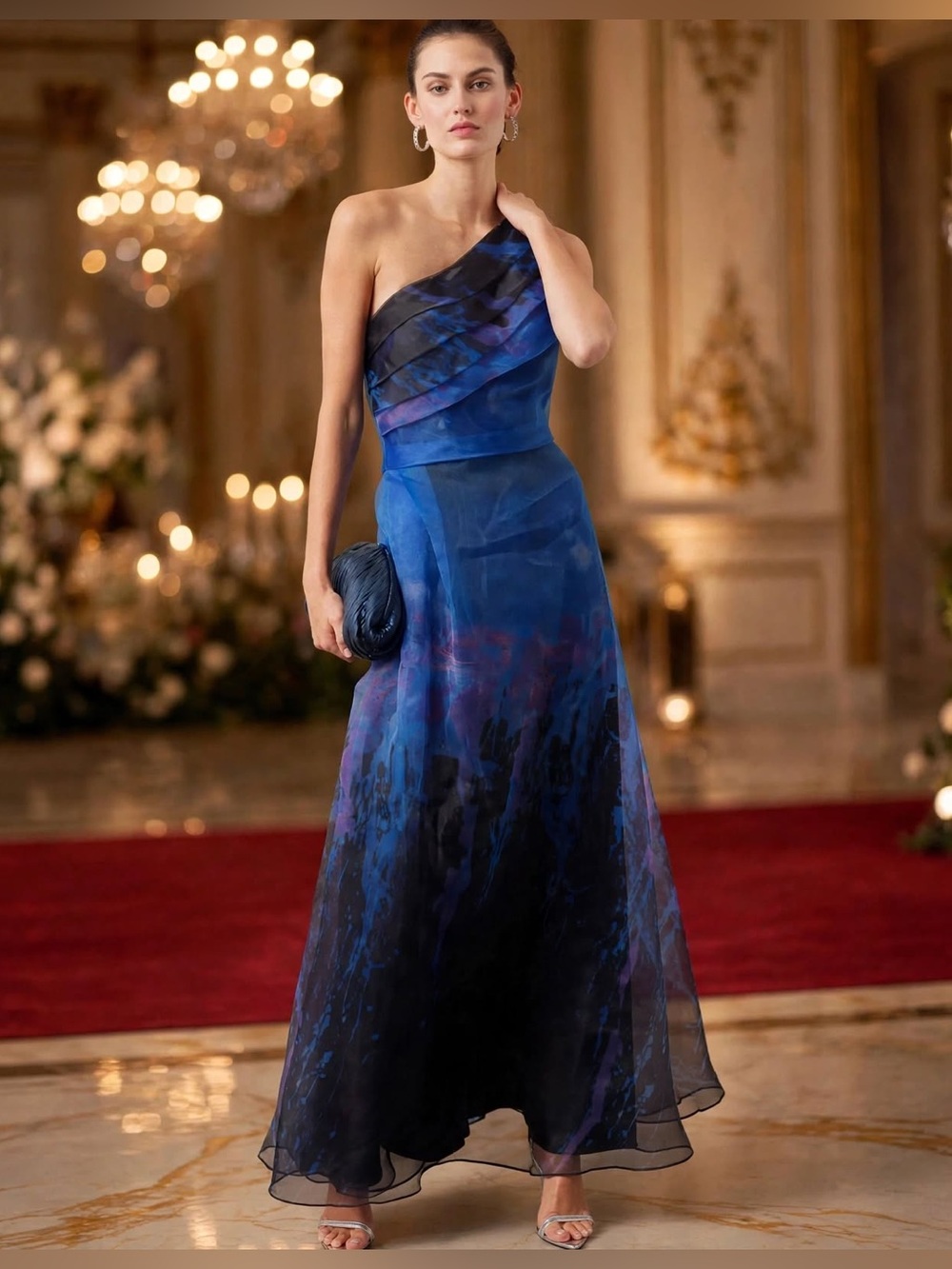 Rene Ruiz Collection
Blue Organza Gown size 6